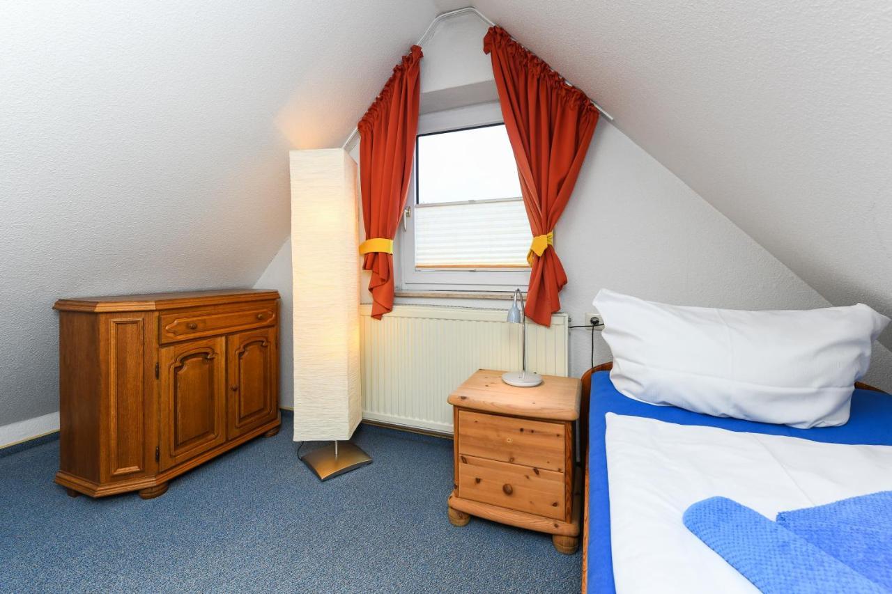 Ferienwohnung Juist Inselhaus Am Deich Neuharlingersiel Exteriér fotografie